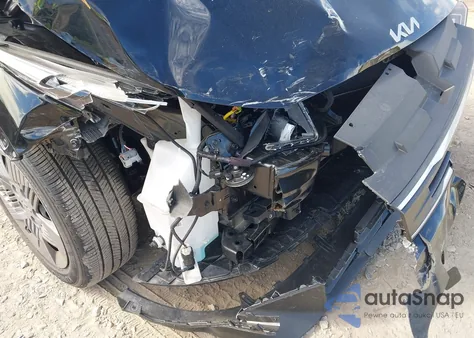 2025 Kia K4 Lx from USA, damaged, VIN 3KPFT4DEXSE152635